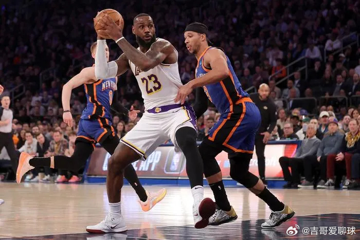 今天在勒布朗·詹姆斯因伤缺阵的情况下，洛杉矶湖人队在主场以 110:97 力克东