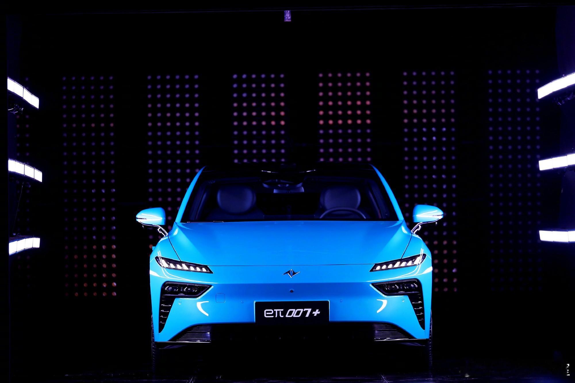 eπ007+来了，新增的三款车型直接将整个eπ007家族的定位拔高了一大截。最让
