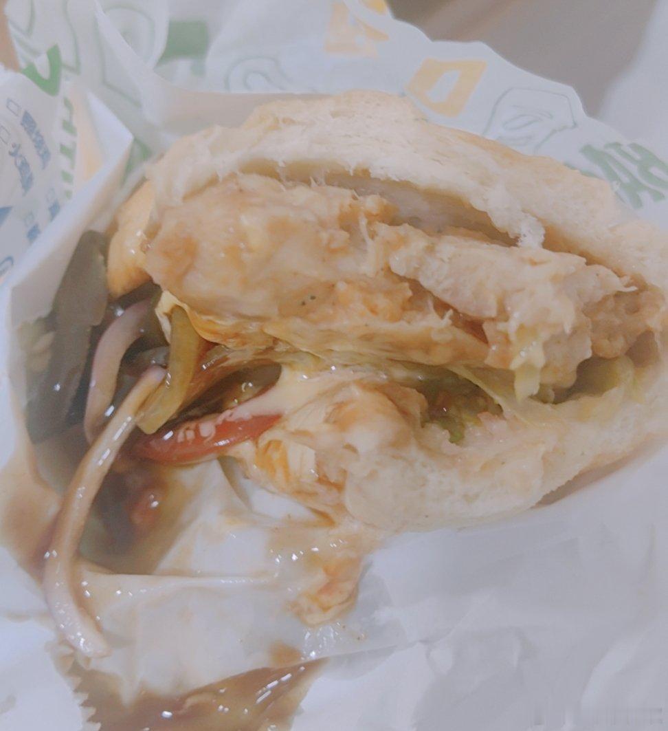 为什么现在有接力员啊给咪差点把饭送掉了还是咪自己去人家楼层拿到的。 