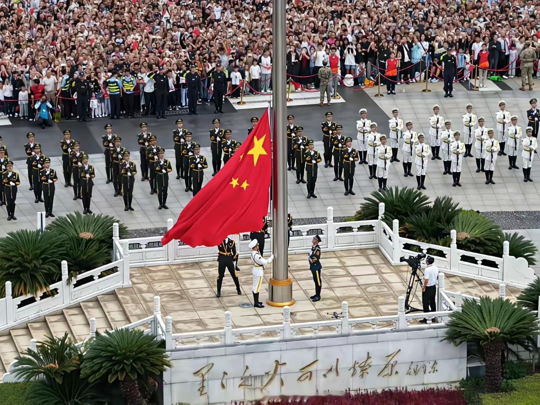 这个十一国庆假期，怕是有一亿人来到南昌吧！！！