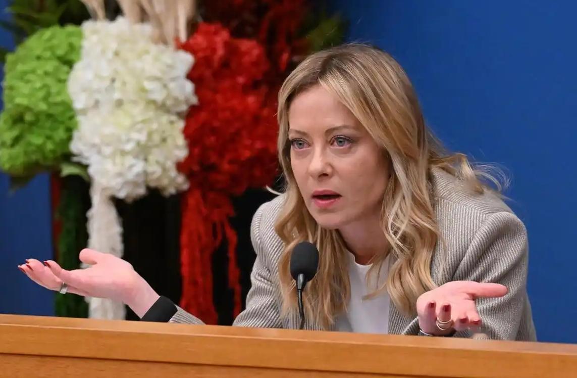 梅洛尼一句话让世人惊呆了：她不相信美国会军事控制格陵兰岛！

1月9日，意大利总