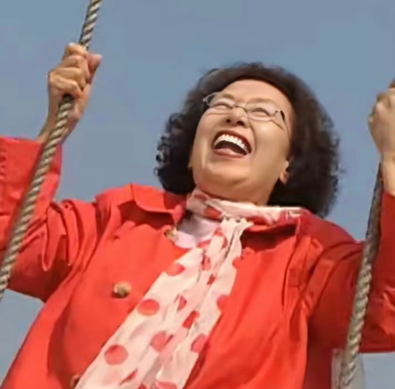 喜人到底是什么人设 开心自信快乐的度过每一天，并且还能把快乐传递到身边人的人，真