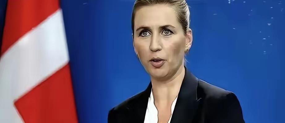 丹麦首相昨天说的话，算是把窗户纸彻底捅破了。她说如果美国敢对格陵兰下黑手用强的，