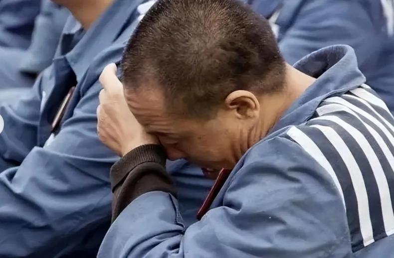 你有没有想过＂无期徒刑＂的人老了怎么办？若无法自理，监狱给养老吗？


浙江钱某