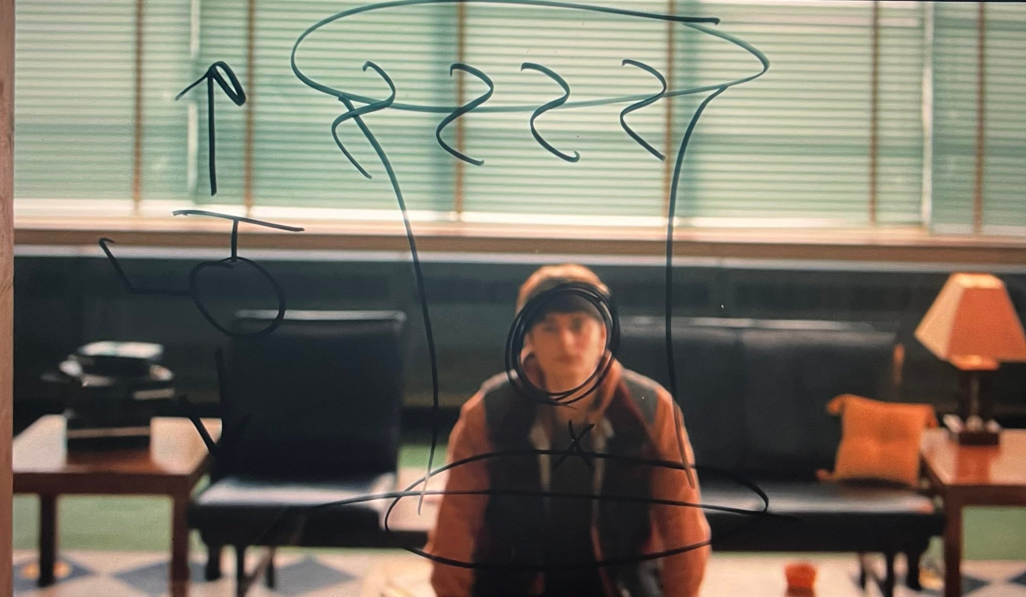 这个镜头外网有人觉得是在暗示结局，威尔会是桥梁的关键，可能会是最后牺牲的人，所以