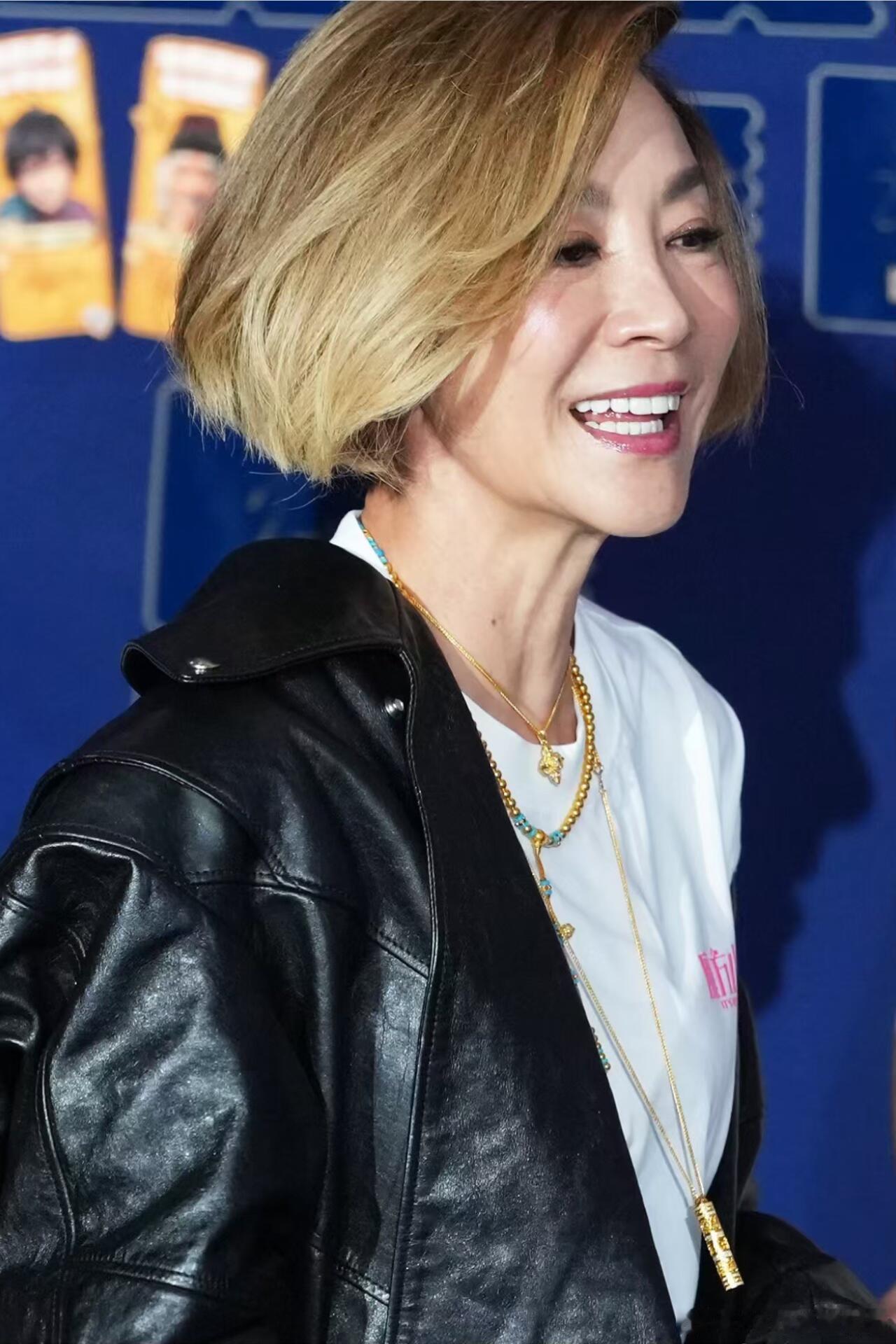 杨紫琼演的赵艳红治好了年龄焦虑 看完《魔方小姐》最大的感受就是：岁数这事儿，你不