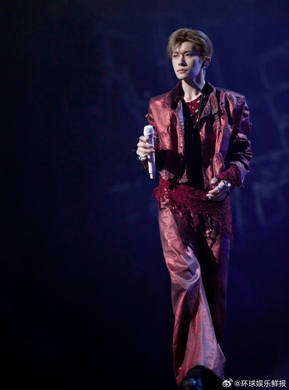 易烊千玺 反PUA进行曲易烊千玺新歌简直是反控制狂宣言！