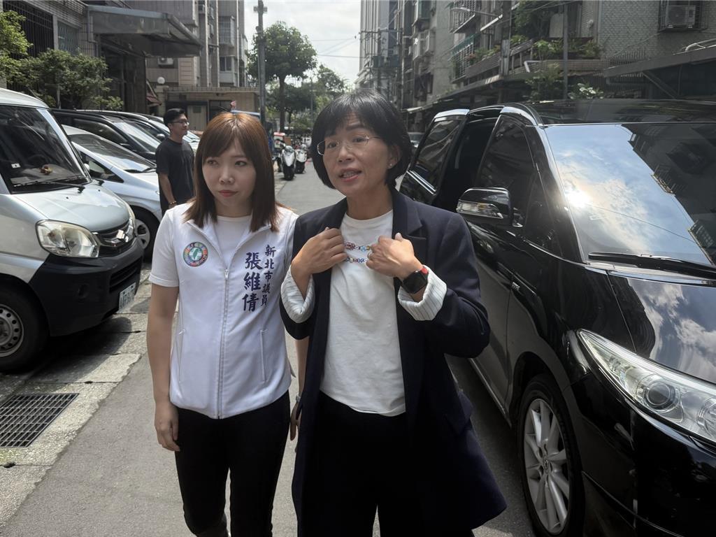 苏巧慧被问李四川参访吸烟室，四两拨千金：尊重每个团队的节奏
立委苏巧慧今（20）