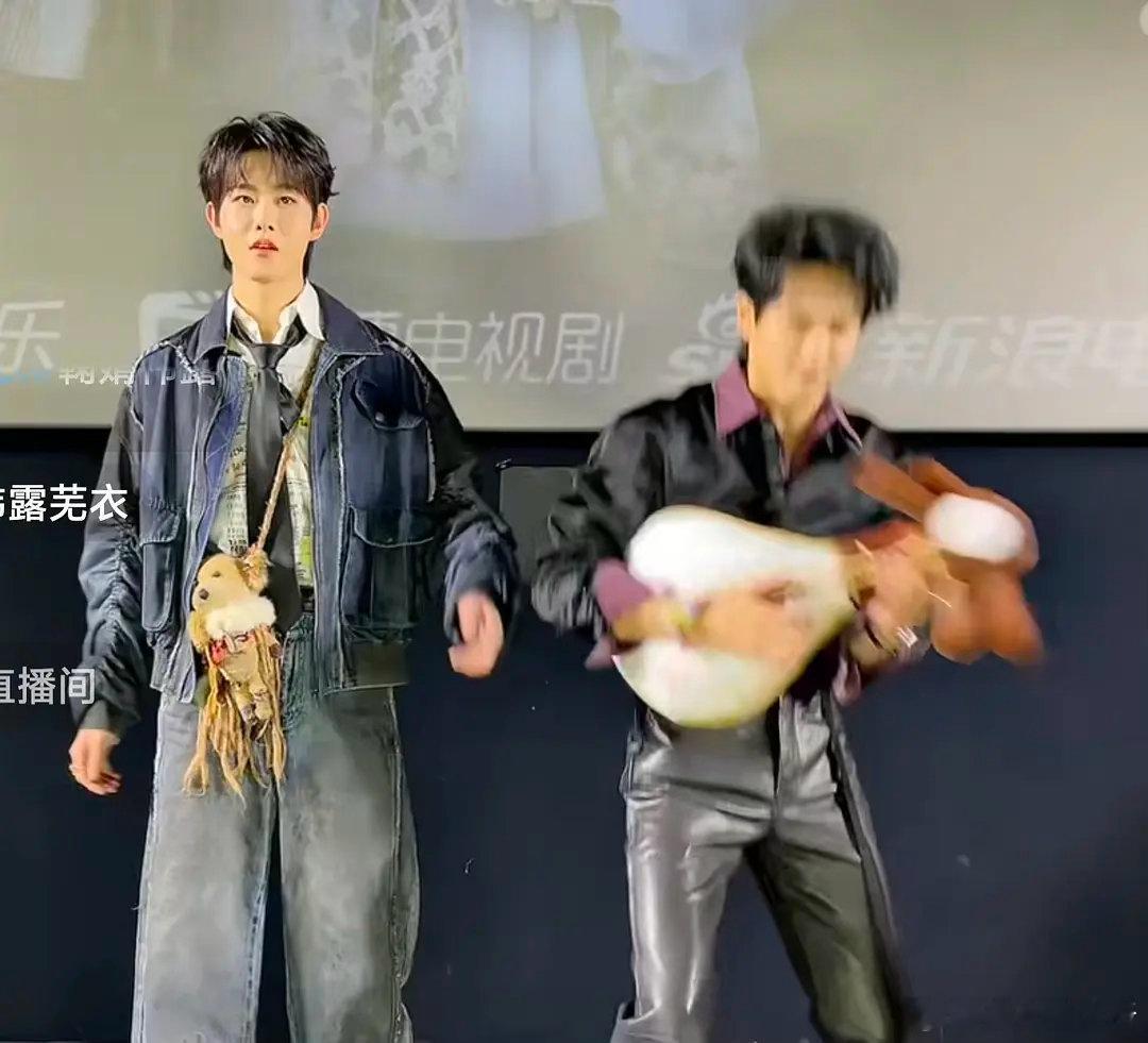 月0这四个人可以回家了 