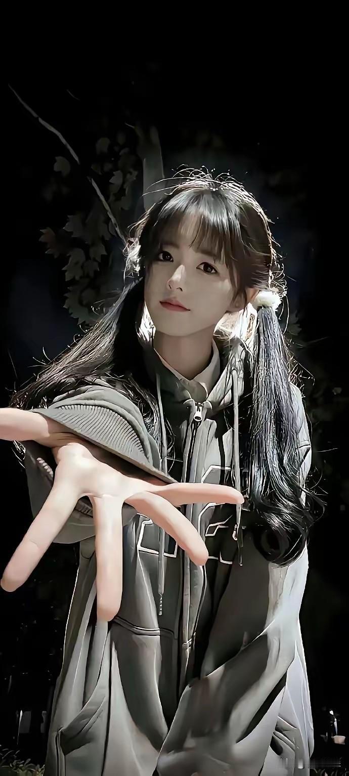 夜色难免苍凉，前行必有曙光。