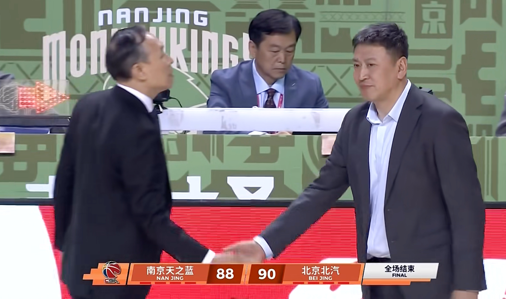 北京北汽男篮客场有惊无险击败南京天之蓝，决胜时刻球队的发挥体现着球星们对比赛的掌