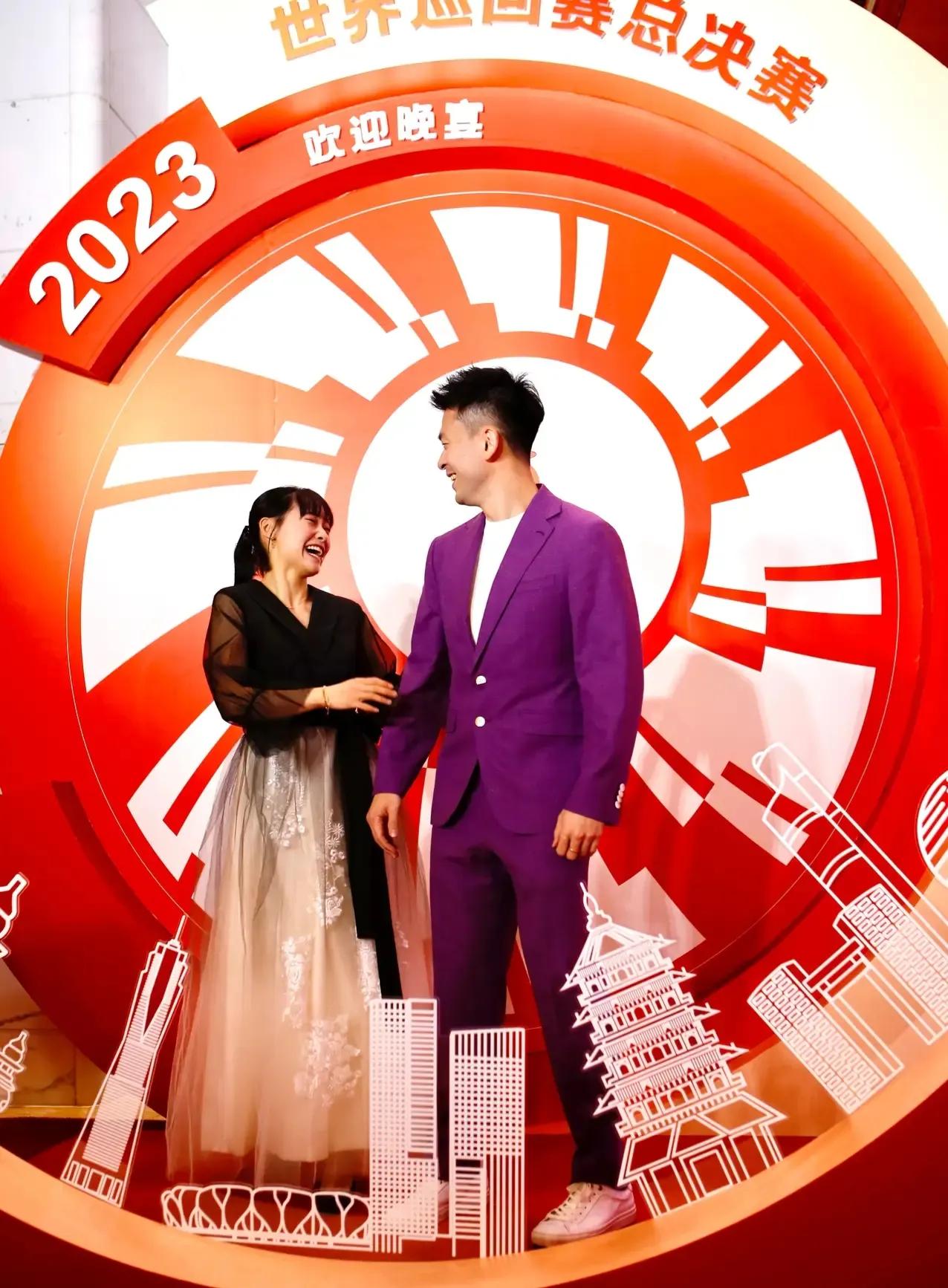 郑思维与蔡侑玎联袂上演青春杀

12月11日，世界羽联在杭州举行年终总决赛晚宴、