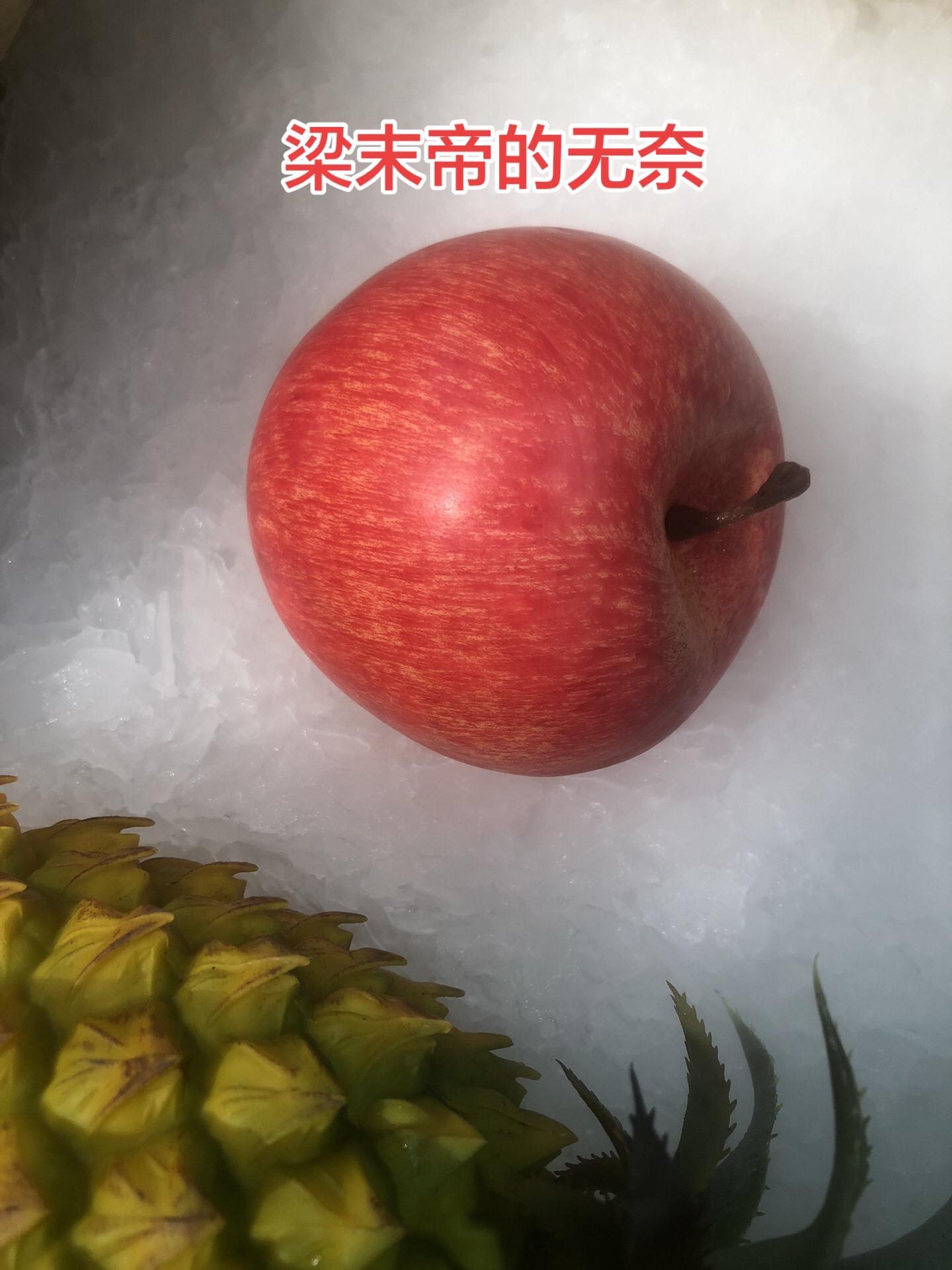 梁末帝自刎 当后唐大军逼近汴州之时，汴州城已经大乱，朱友贞的亲信也都逃...