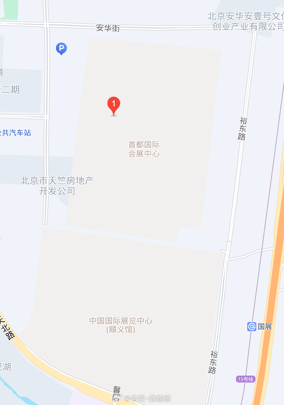 不儿。。。车展咱是不是也得人性化一些。。。咱不能光大啊。。。这里面都是用腿走的。