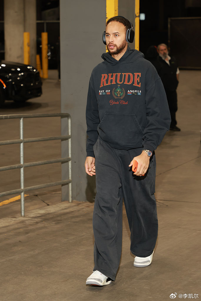 Great W at home. 🥳🏔️李凯尔独行侠vs爵士