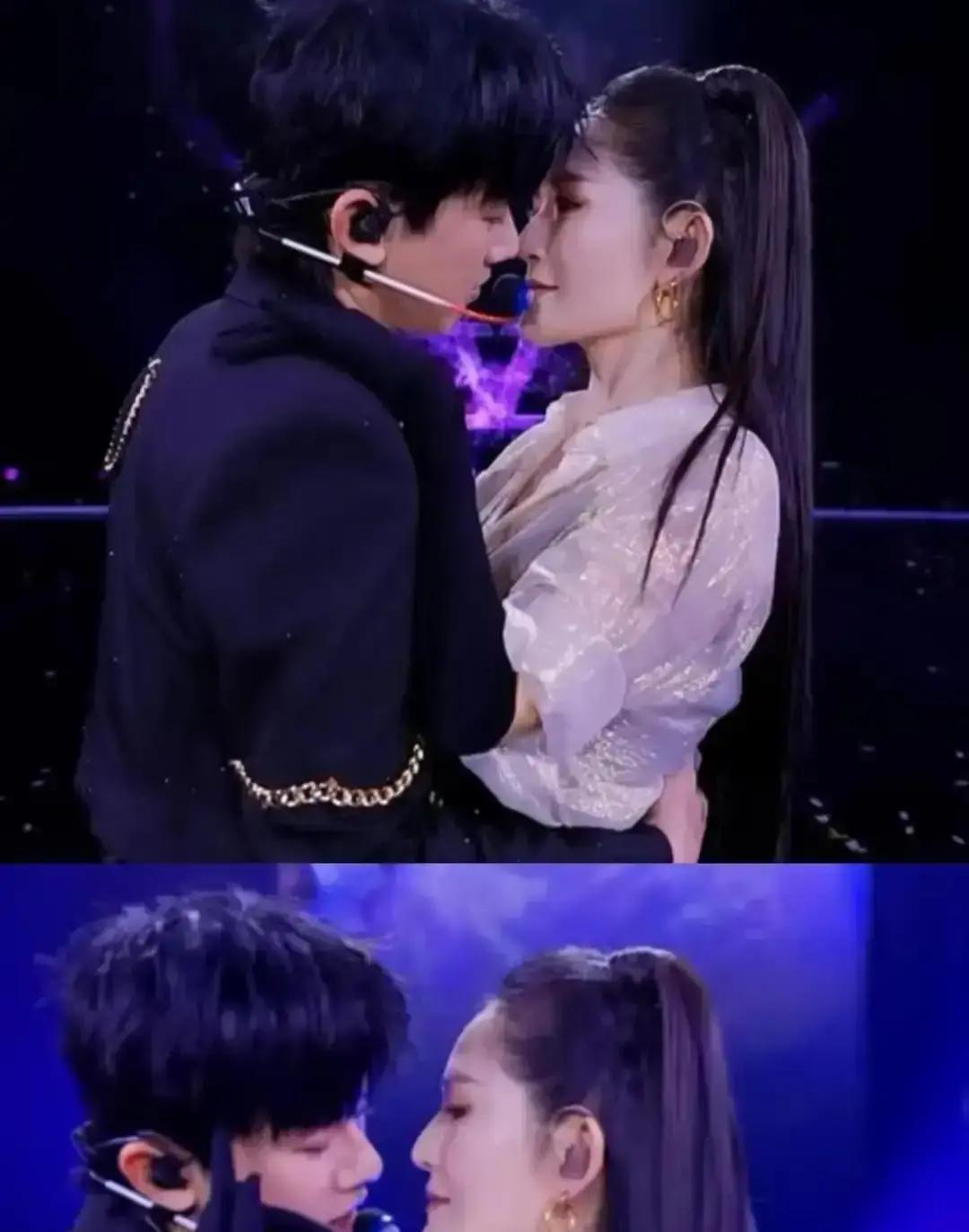 12年婚姻还牵手走路
 
跨年舞台灯暗到几乎看不见人影，张杰的手却一直扣着谢娜。