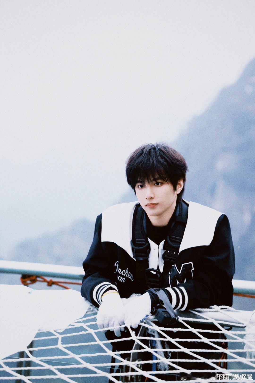 刘耀文治好了我的恋爱脑 看完直接理智在线！刘耀文的建浩又帅又险，温柔背后全是圈套