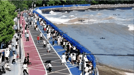 岁月匆匆,人生浅淡,何为境界?
明知危险，依旧无惧，实乃作死最大境界