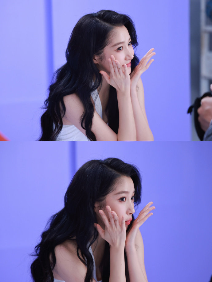 关晓彤吊带挂脖裙羊毛卷造型 关晓彤小可爱 关晓彤小可爱，关晓彤吊带挂脖裙羊毛卷造