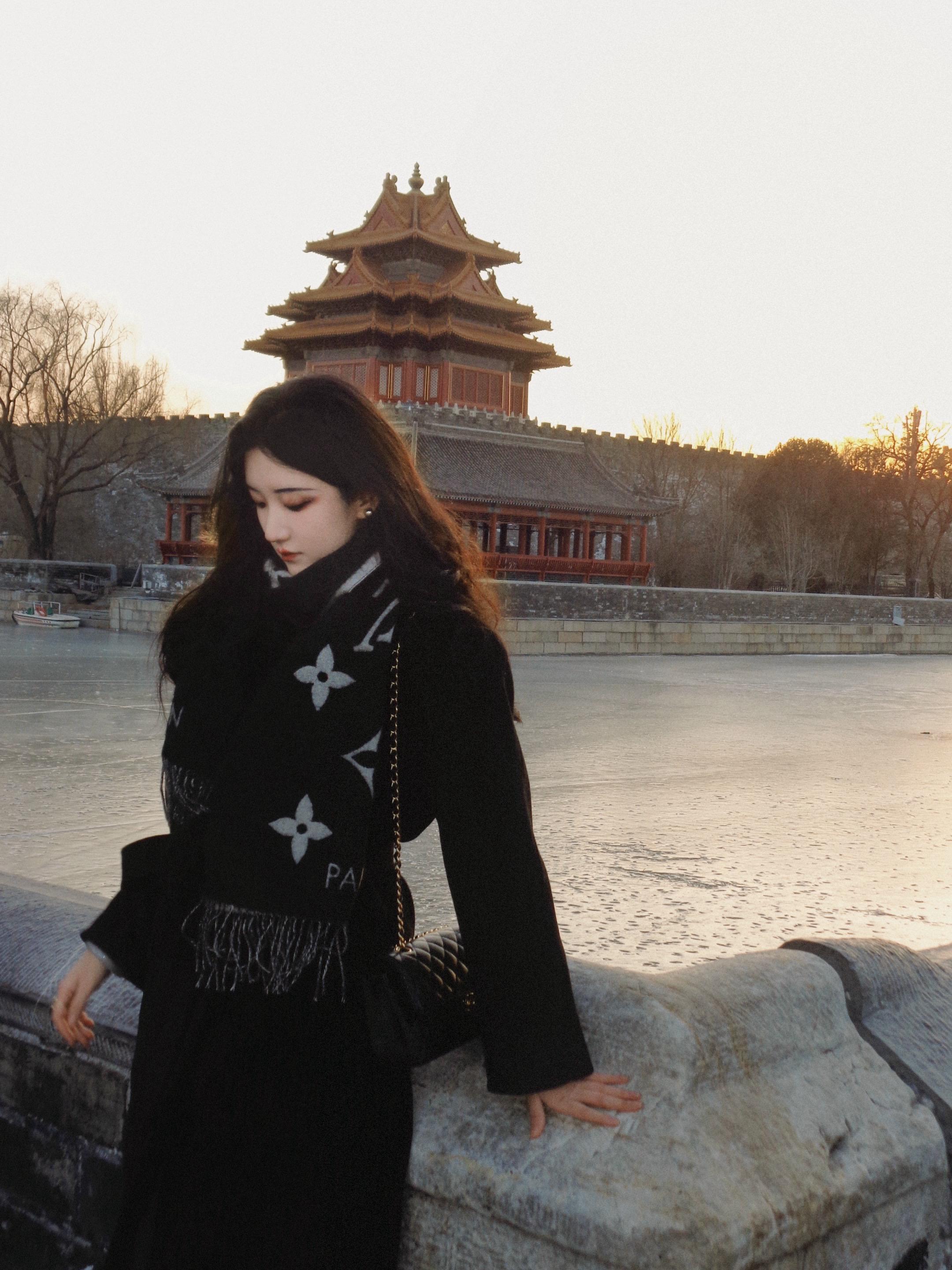 那是他们相爱过的北京。我需要的不是判官，而是任何时候都偏向我的靠山。