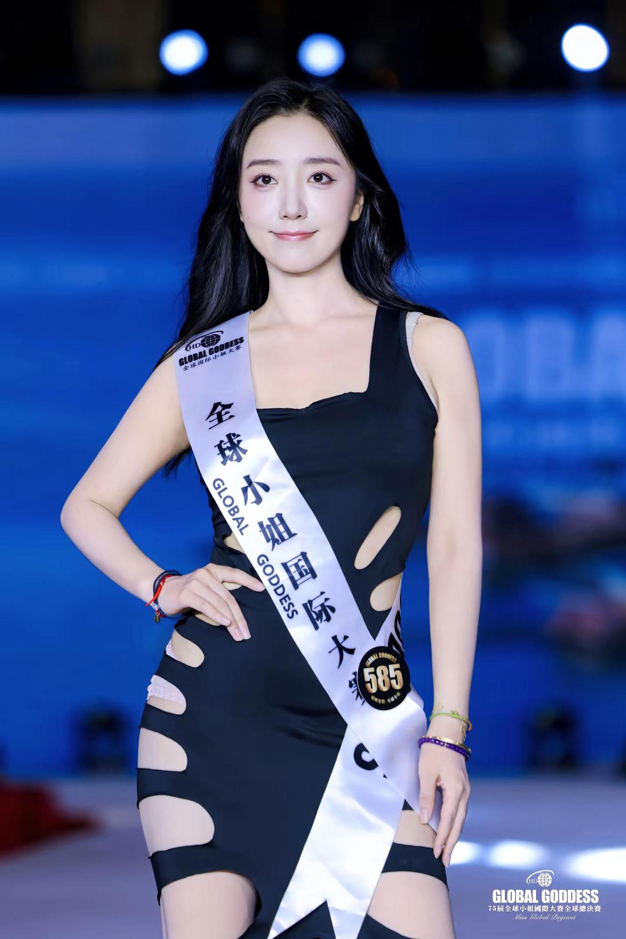 大家好 我是国际巨星🤣