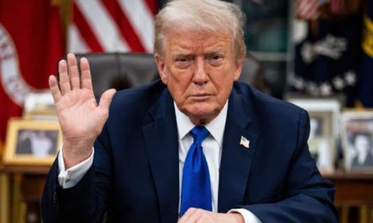 印度头疼，美国点名

这些年，印度一直想跟美国搞好关系，之前特朗普可没少针对印度