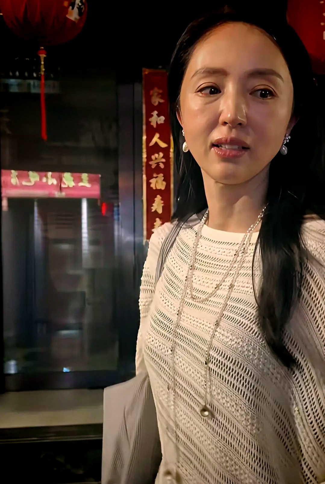 明星都有老去的时候，不过董璇早就挣到普通人一辈子都挣不到的钱了