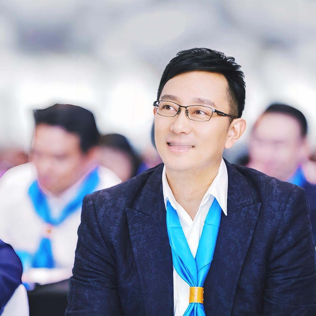 快乐学习，学习快乐。
活到老，学到老！
学习路上风景独好，快乐如影随形伴我们潜行