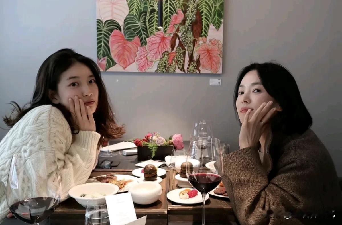 2日，演员宋慧乔在自己的Instagram上写道“漂亮的妹妹，请我吃一顿生日饭”