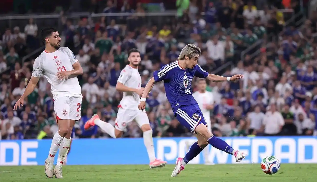 世界杯 突尼斯和日本的比赛已经结束 最终日本队4比0大胜突尼斯 突尼斯也成为本届