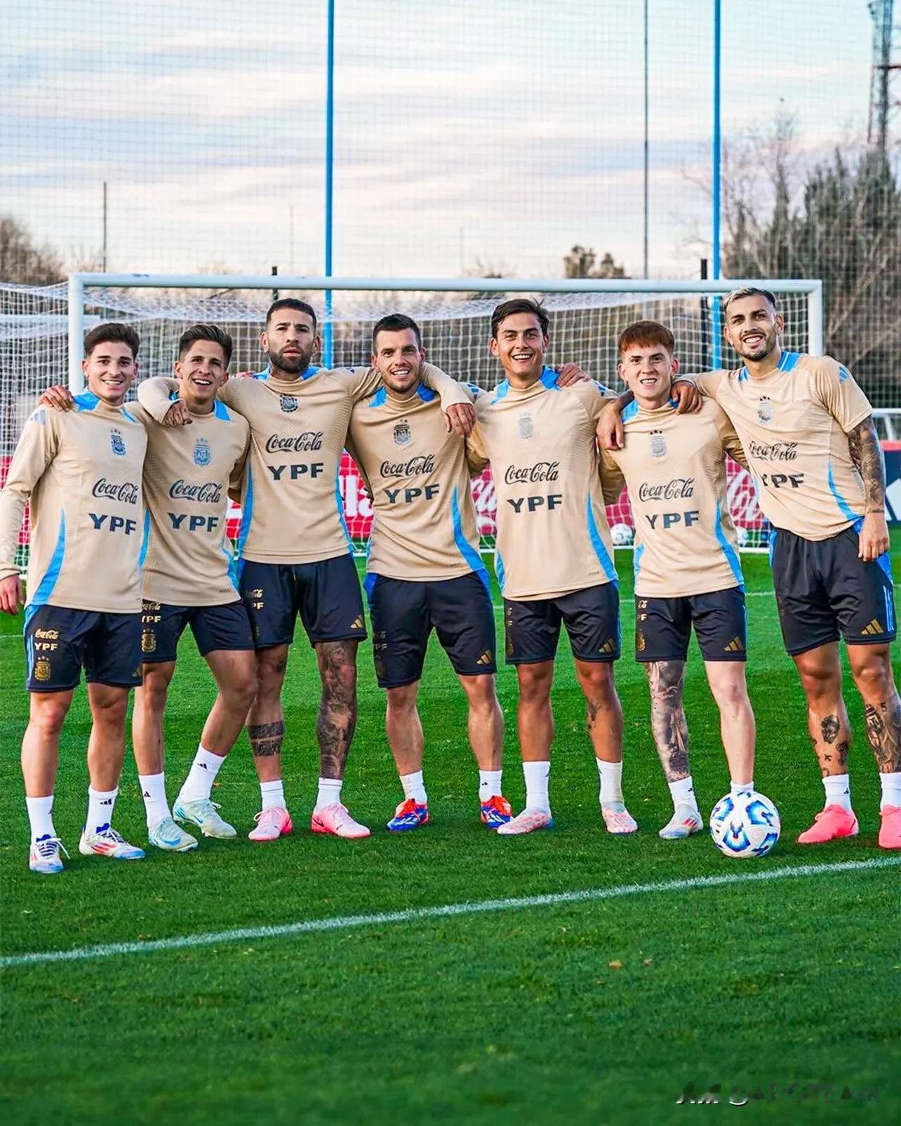 9月份世预赛，你看好谁出任阿根廷国家队的10号？