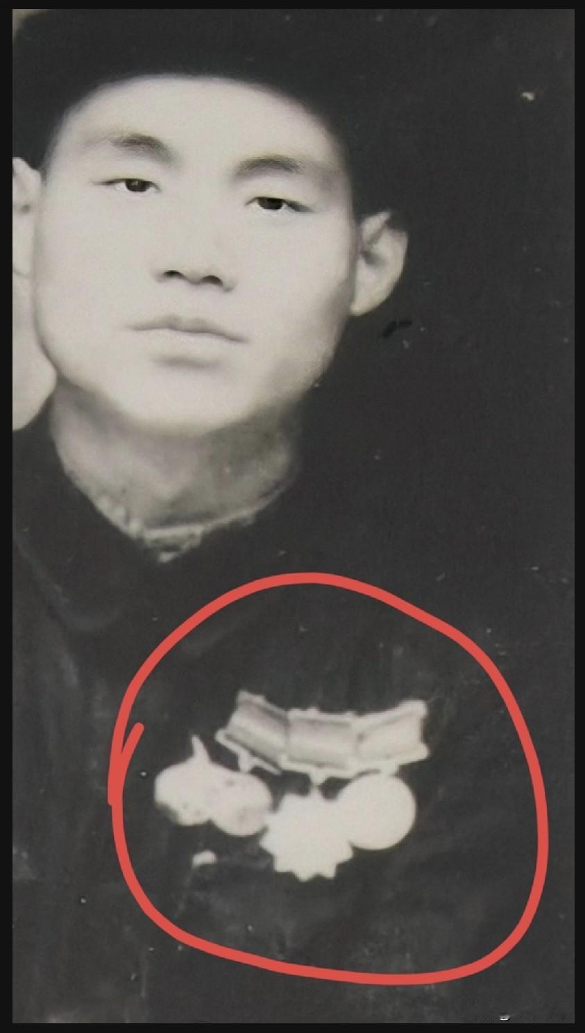 今天是“八一”建军节，我又想起我大爷（爷爷的哥哥）。     
      他为