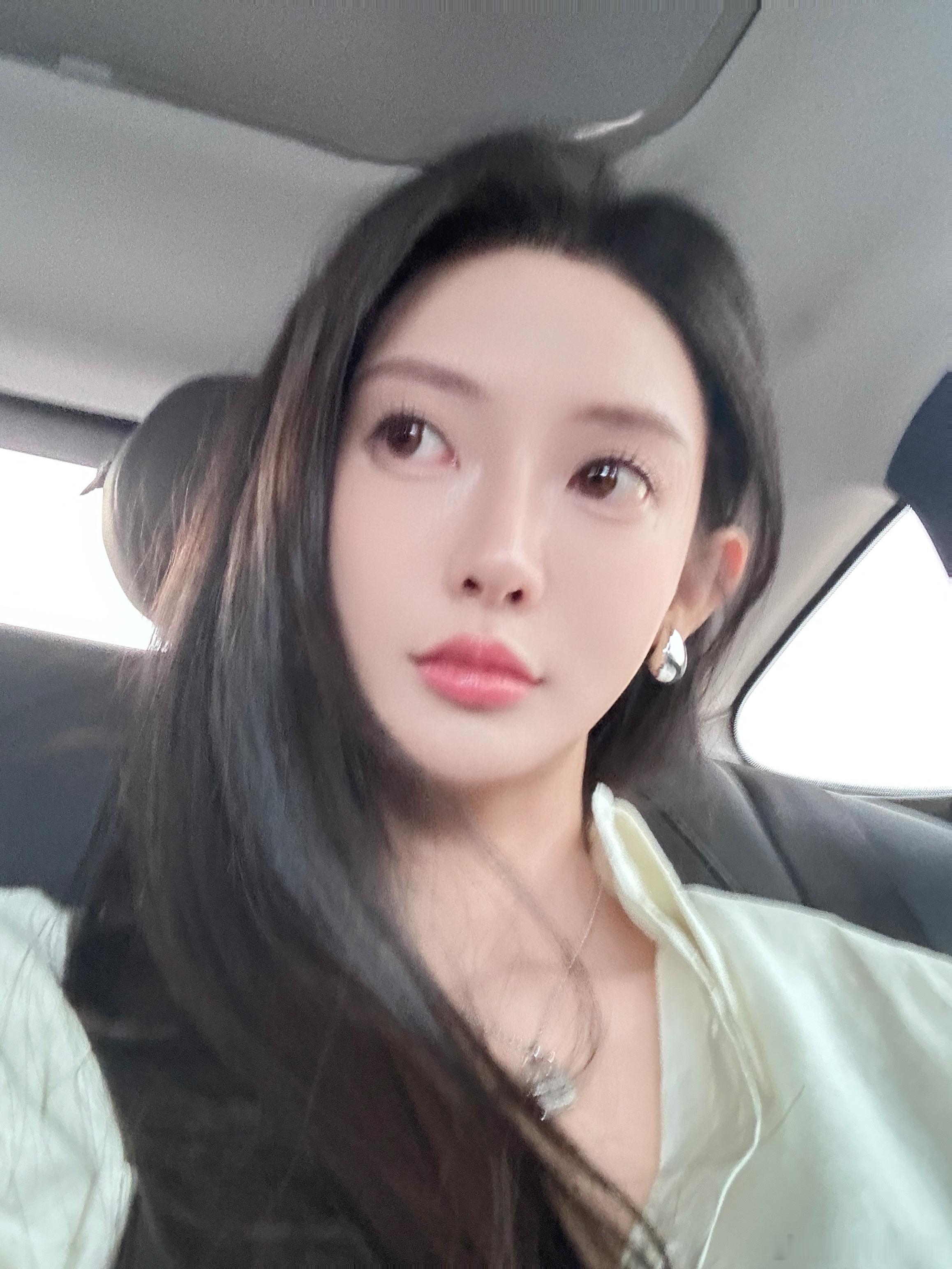 “有气无力懒羊羊🐑” 