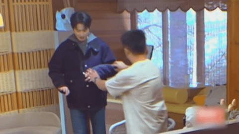 魏大勋主打一个有求必应魏大勋真的是只要你开口，我立刻到位！杨迪洗澡说没找到水，勋