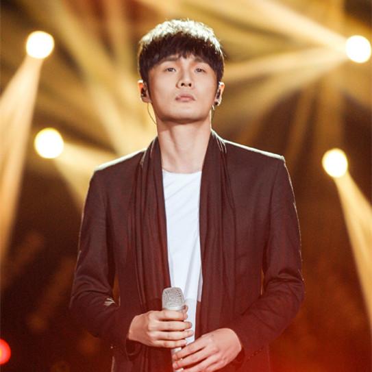 明眼人都知道，
李荣浩之所以说不要赔偿！
无非就是想告诉那些翻唱的艺人，要尊重原