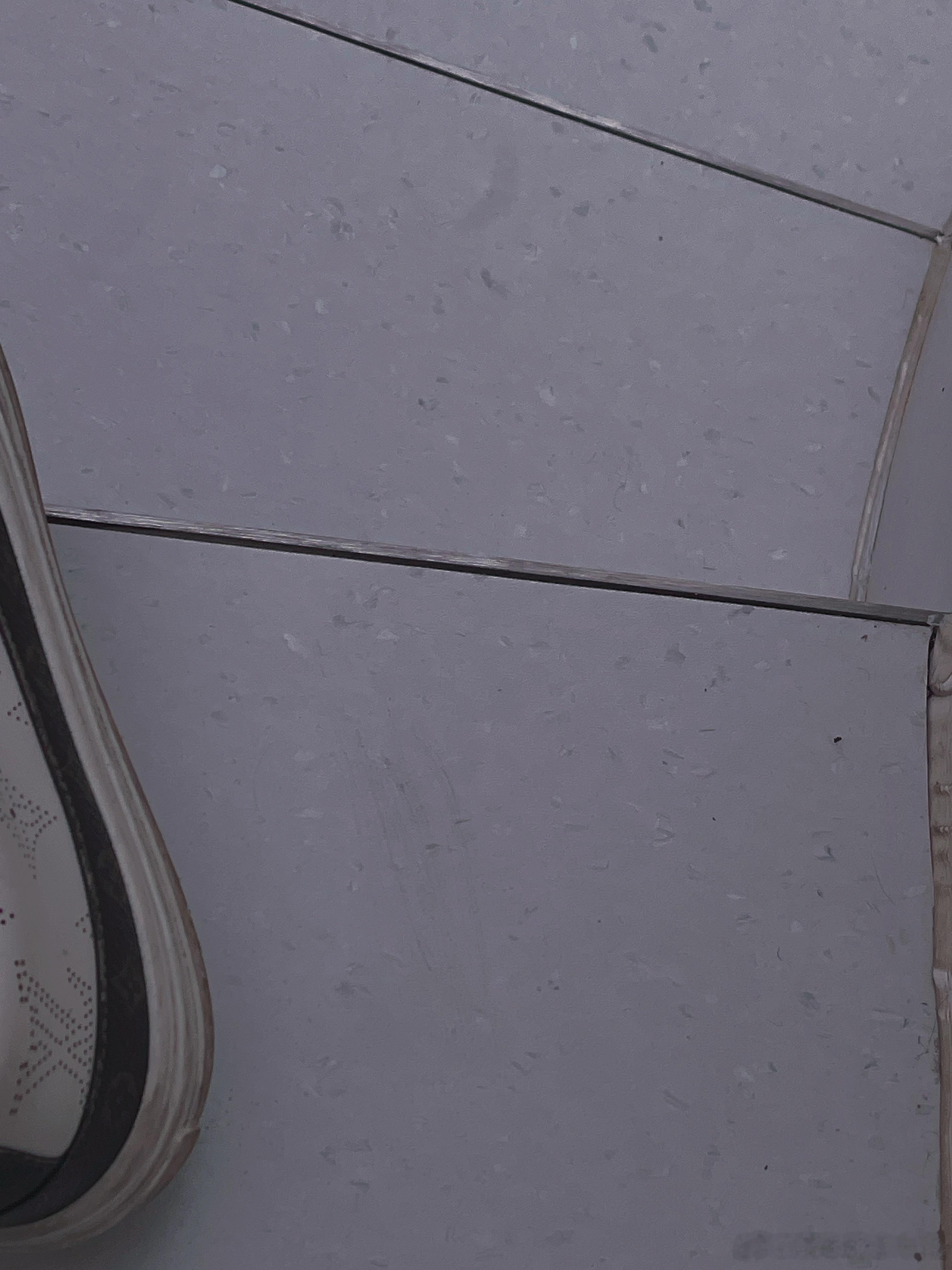 谁家好同事就可着今天戳我屁股啊！还专门挑硬地方带我坐着！[泪][泪] ​​​