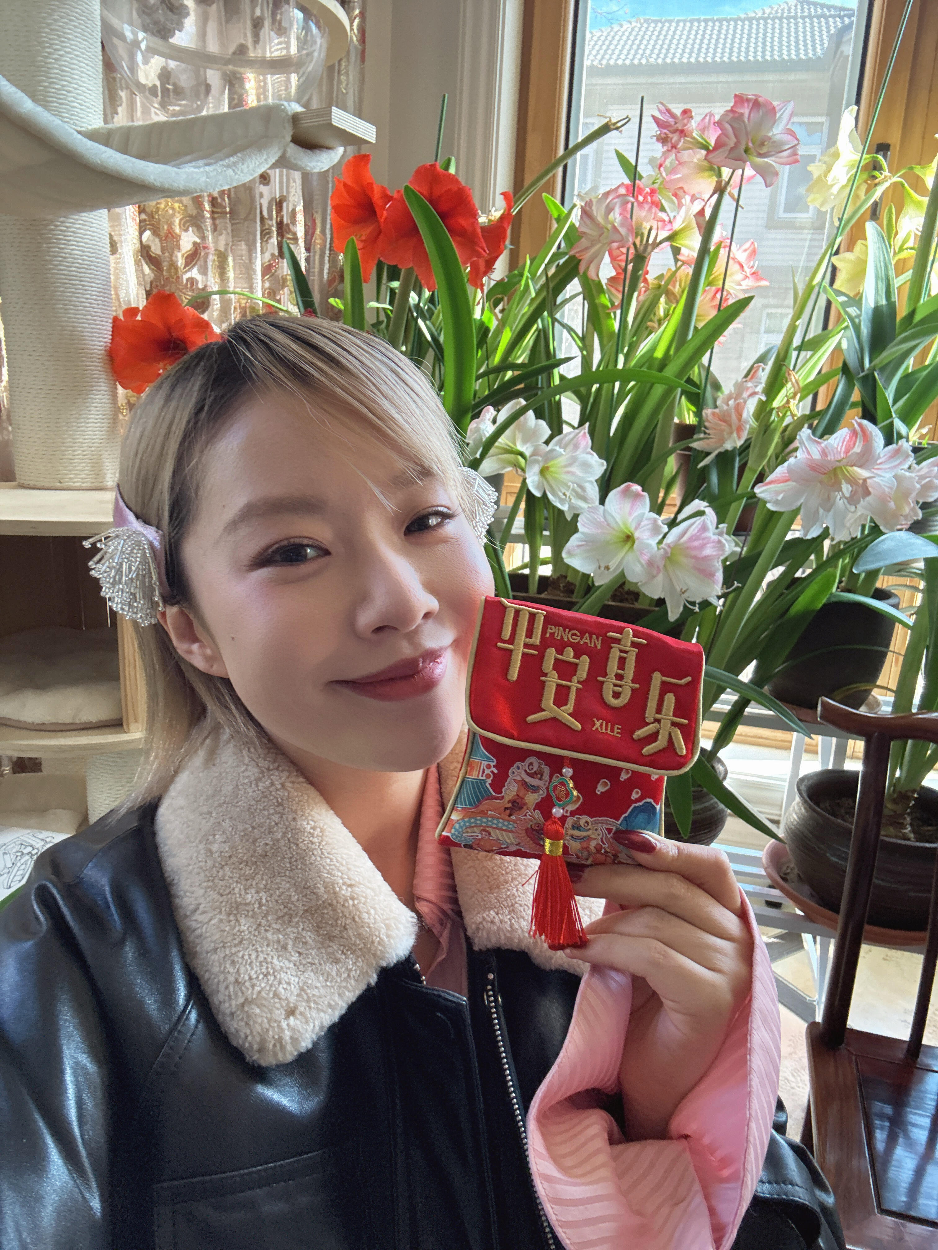 橘子福利社 🍊的新年n连抽奖福利第四弹：王菊签名橘子玩偶（假装有图版）！参与方