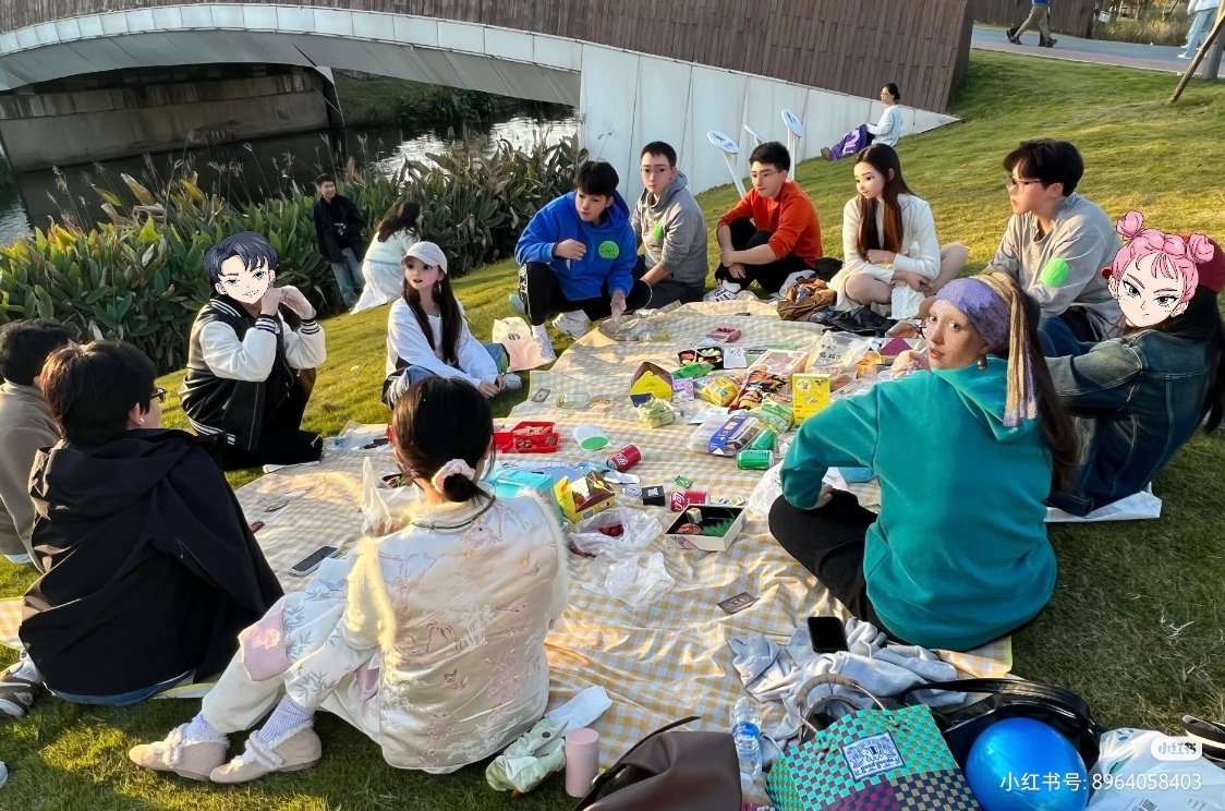 没想到以这样的方式交到朋友我发现好多人抱怨没朋友，其实是不好意思。你想跟谁玩，就