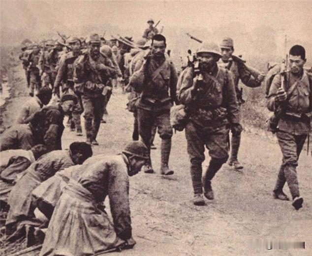 日寇暴行:通许孙营惨案

1938年6月9日，蒋介石下令炸开黄河大堤，滔滔洪水一