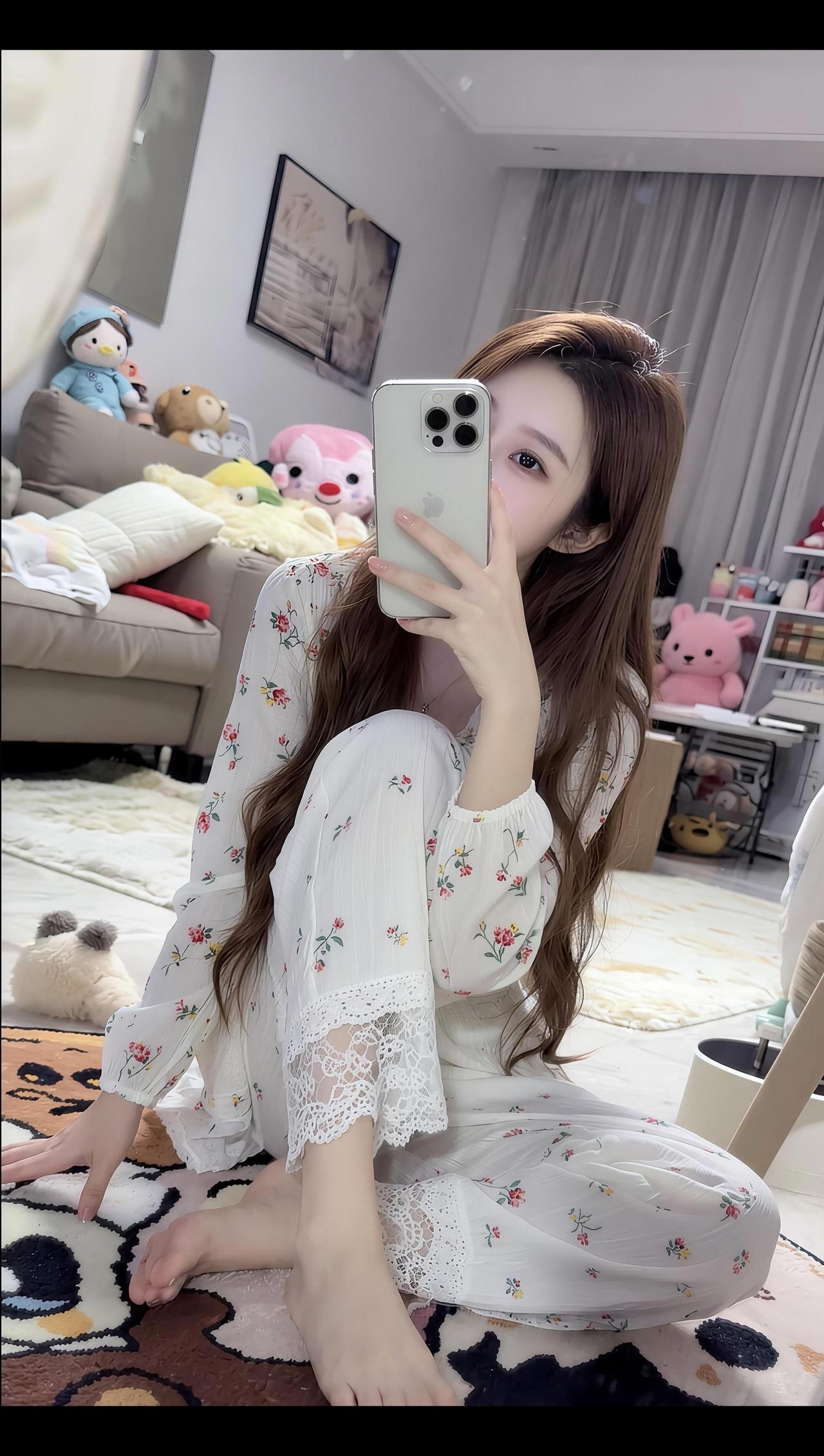 AI居家自拍风 随变ai随便玩 AI创作特效