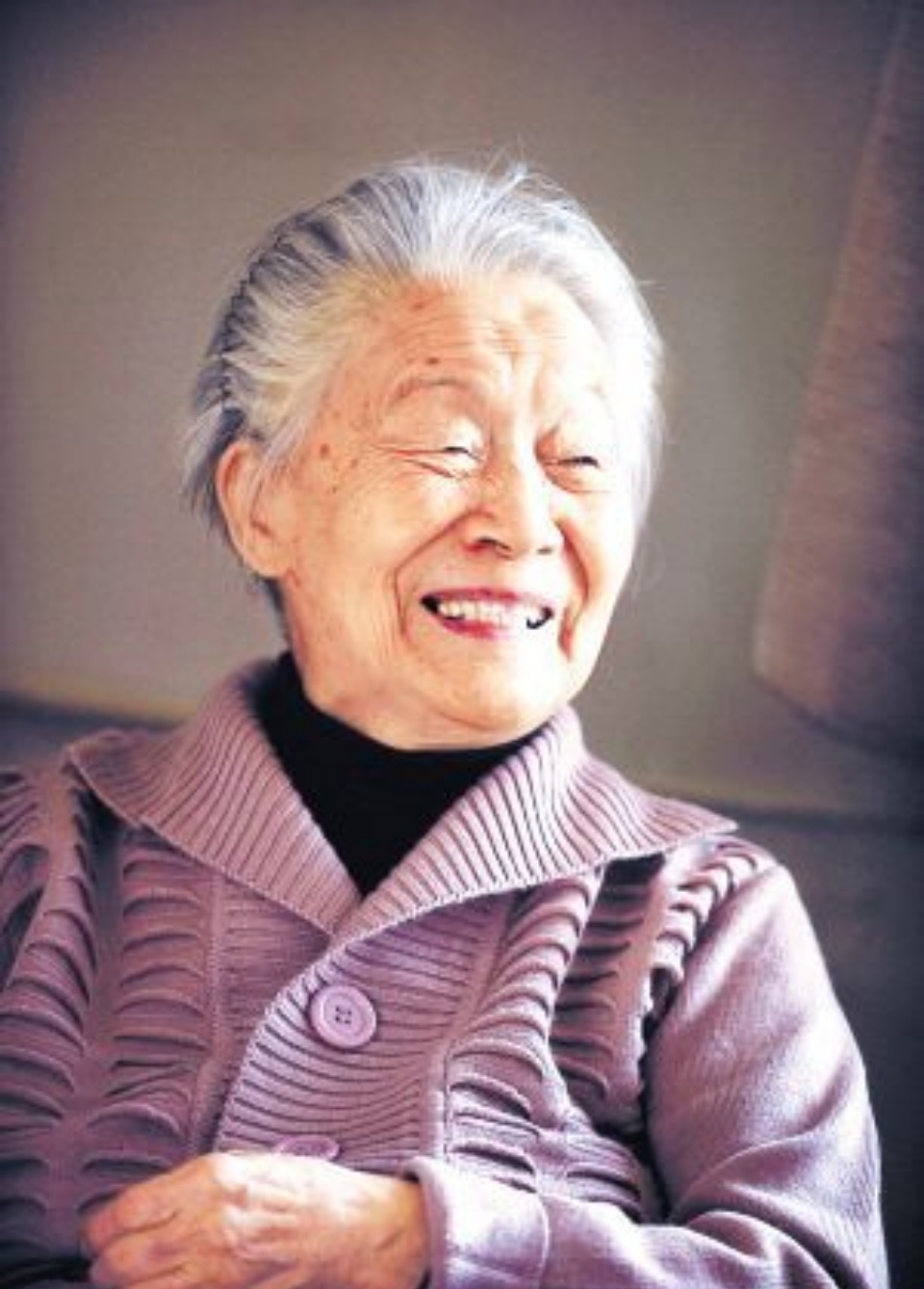 人生啊，哪有什么两全之策，短短百年，不过是教人取舍罢了，手持烟火以谋生，且停，且