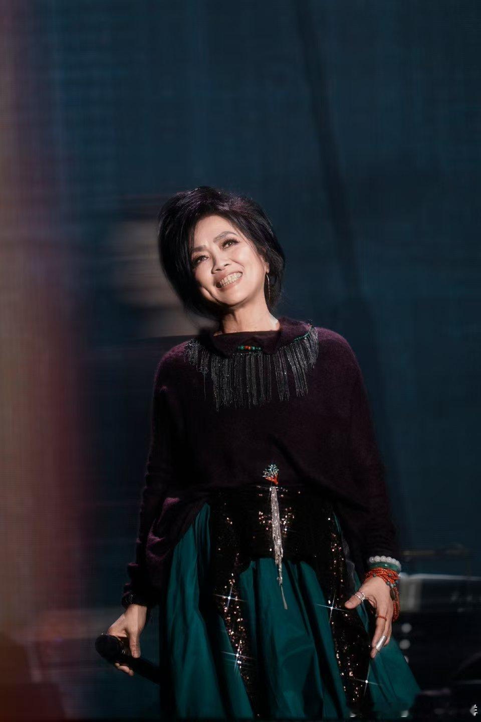 能听到齐豫唱梦田要感谢万妮达 歌手排名 谁沉醉在齐豫温柔绵长的歌声里了，能够等到
