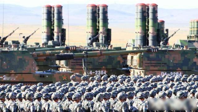 最近几年,美国那些研究打仗的机构,比如兰德公司和CSBA,加上《防务新闻》这类媒