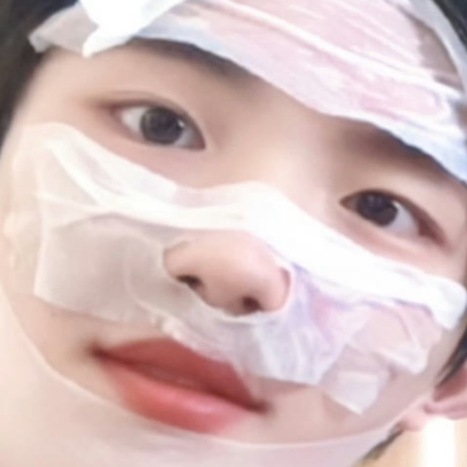 选的可爱表情包完全和自己没差苏新皓