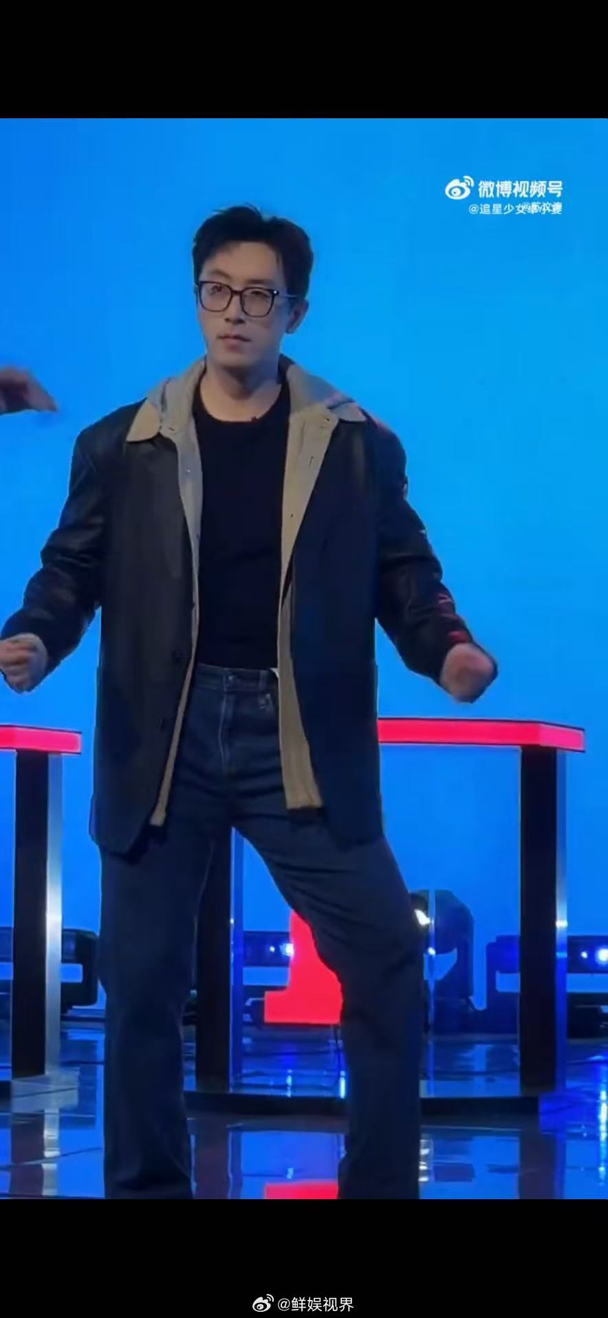 白客跳了李羲承进行曲你好星期六白客跳李羲承进行曲，这跨界尝试真是太成功了！希望他