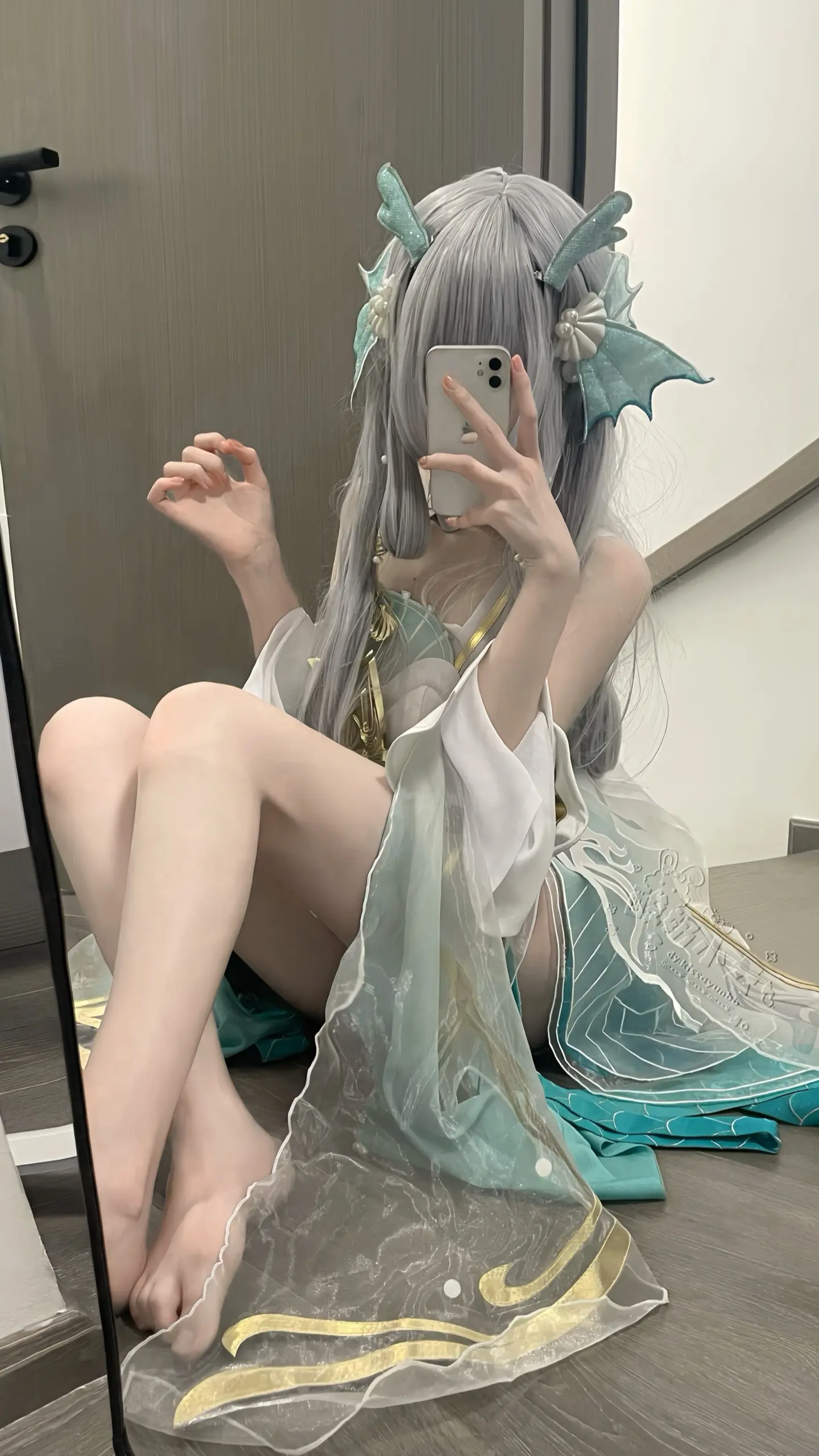 别逞强了，我可是会很想你的。