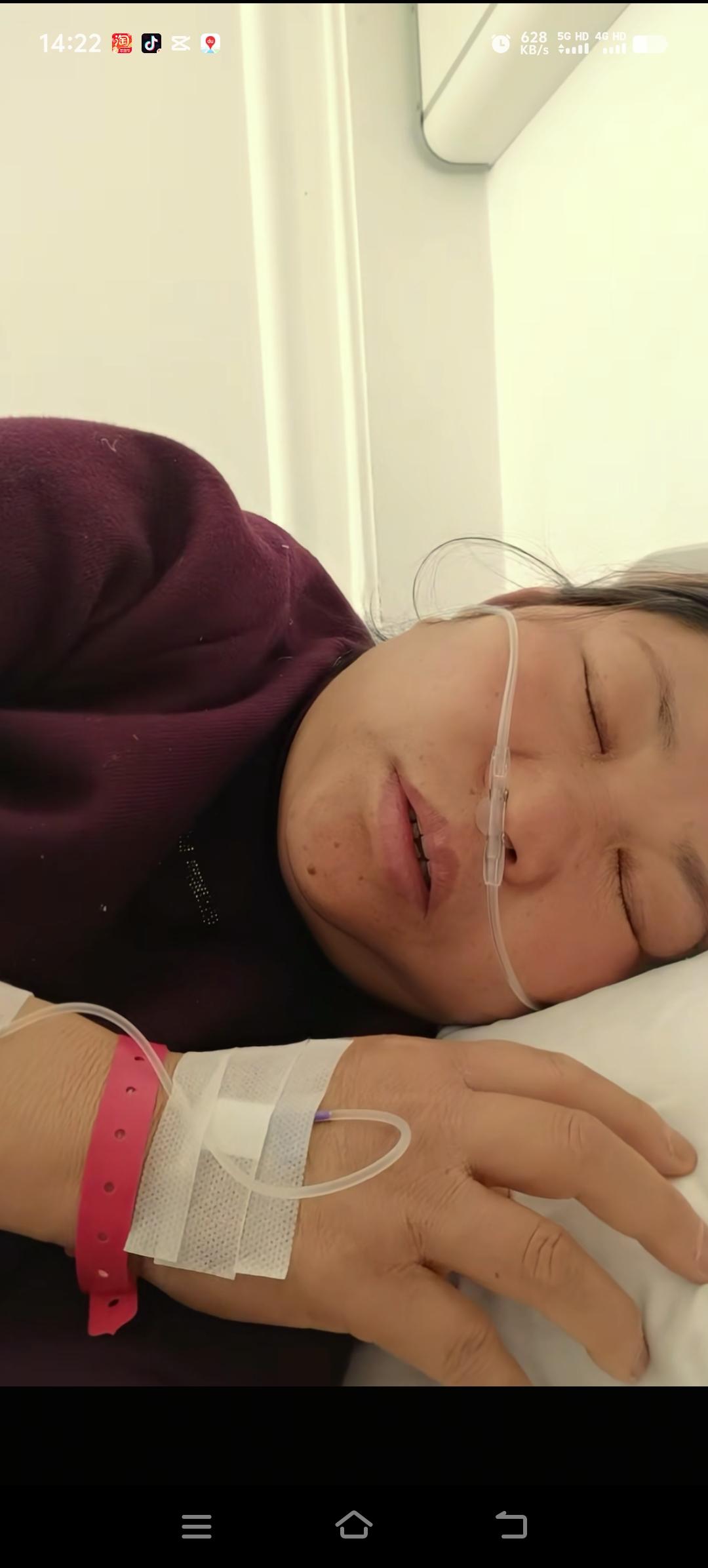 王晓举的母亲病倒了。王晓举，若你能迷途知返，就去看看妈妈吧。她毕竟是将你带到这个