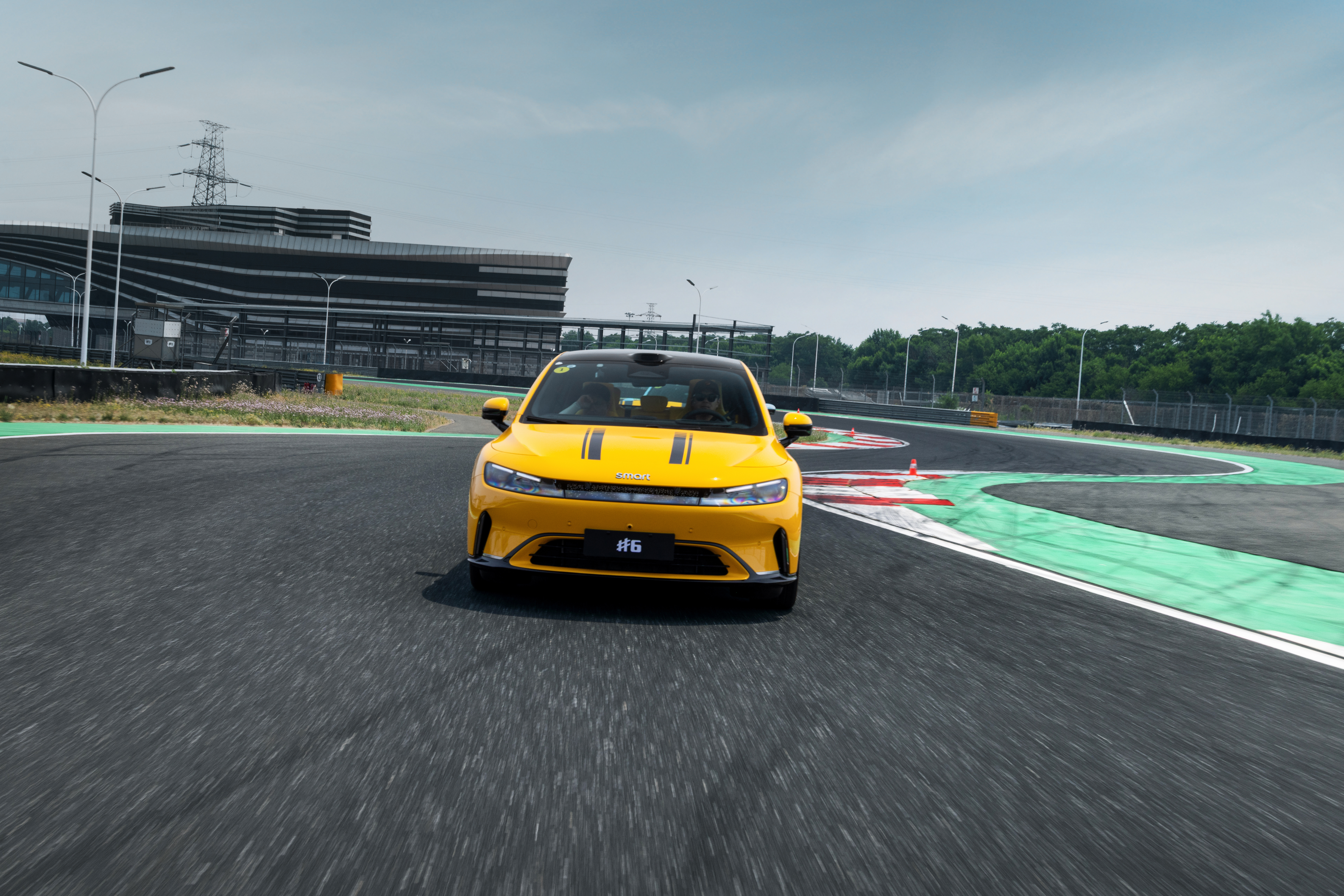 全新smart精灵6号 赛道131km/h麋鹿测试的从容劲，我今天已经感受到了！