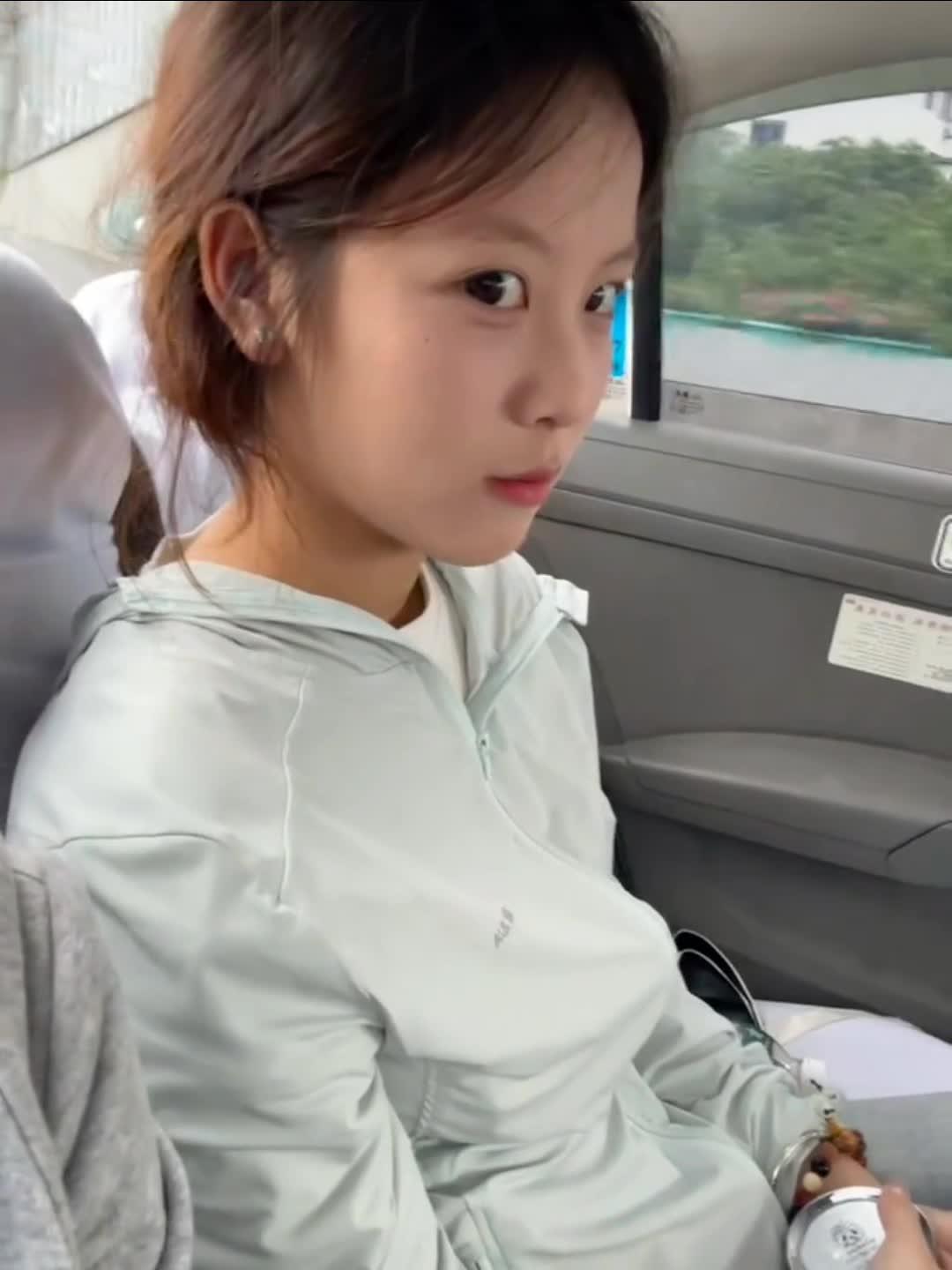 不要骗我 我才18