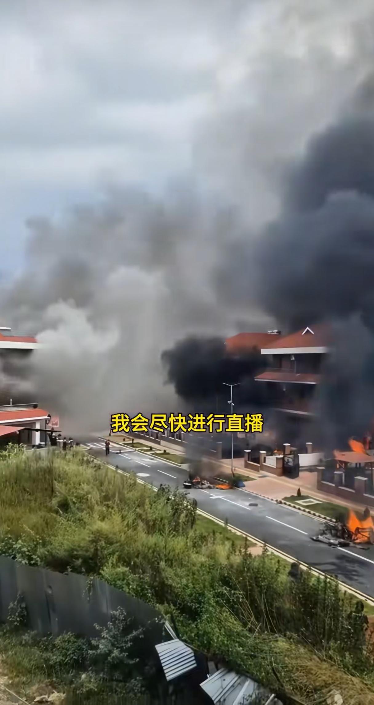 图一是北京时间3月1日下午1点的特拉维夫，一处高级民房被伊朗的无人机袭击，估计这